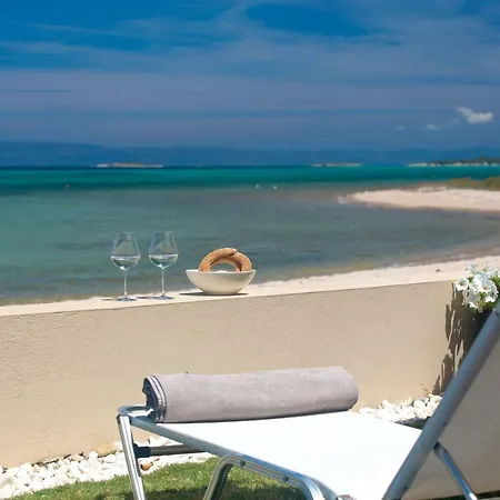 Villa Tiamo Secrets Beach Front By Travelpro - Vourvourou Halkidiki